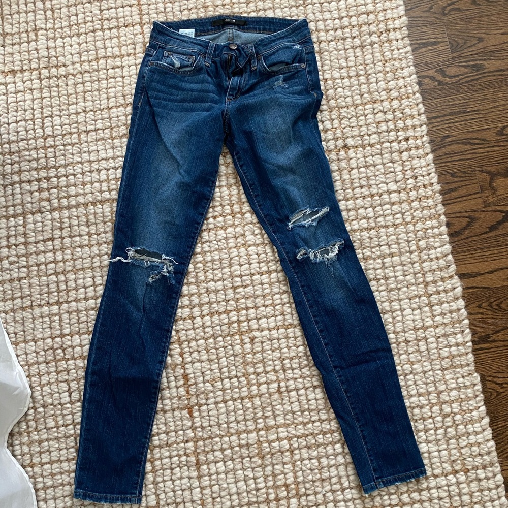 Joe’s skinny ripped women’s jeans size 26